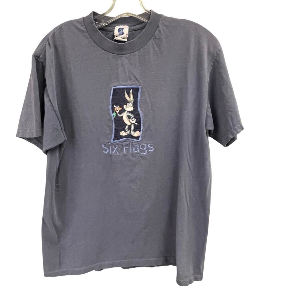 Vintage Six Flags Bugs Bunny Tee Size Medium VTG Shirt Embroidered